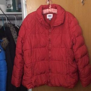 🍎XXL Like new Old Navy red puffer jacket!